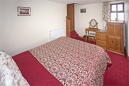 Main Bedroom, Bwthyn Llys Twrog